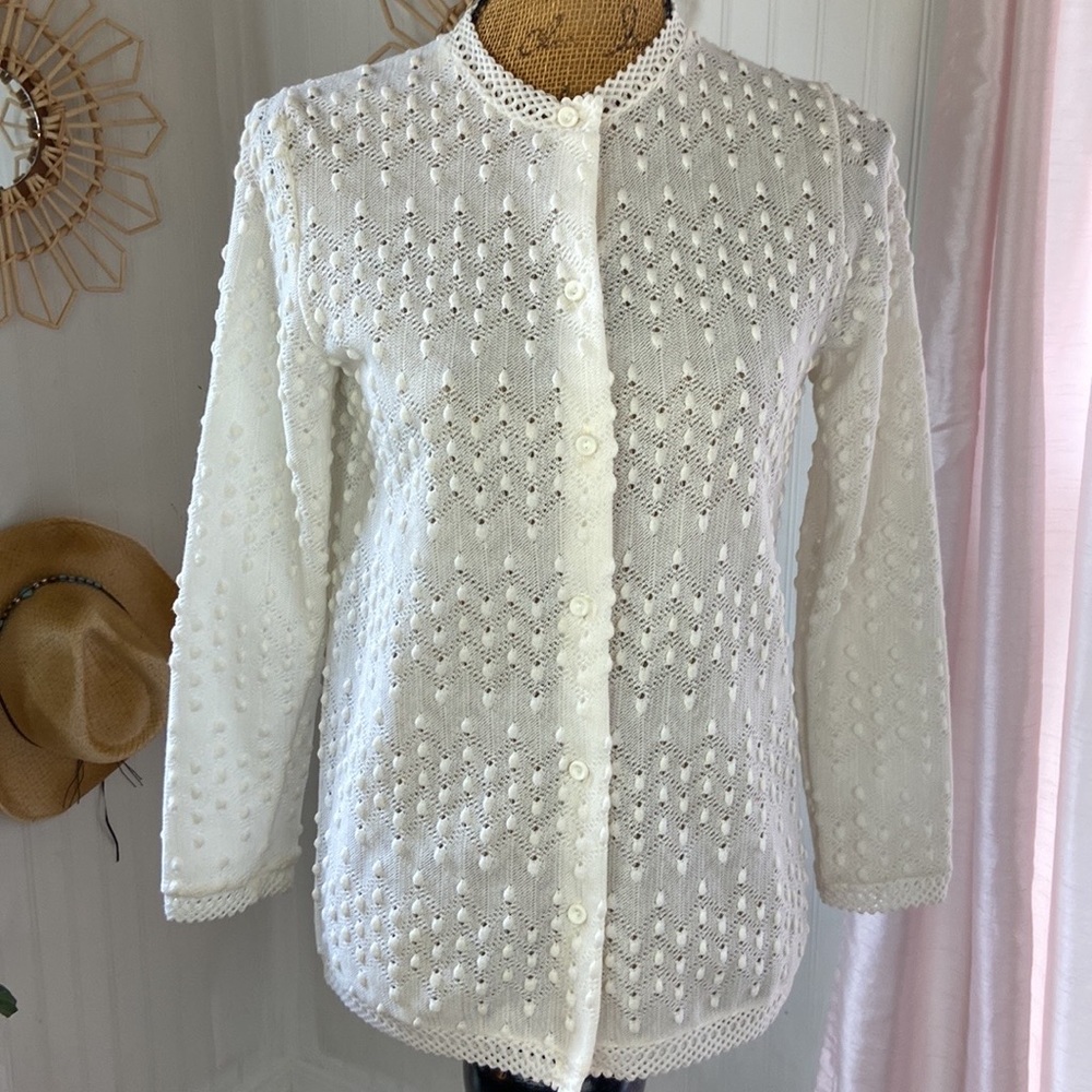 Vintage White Women's Cardigan Sweater